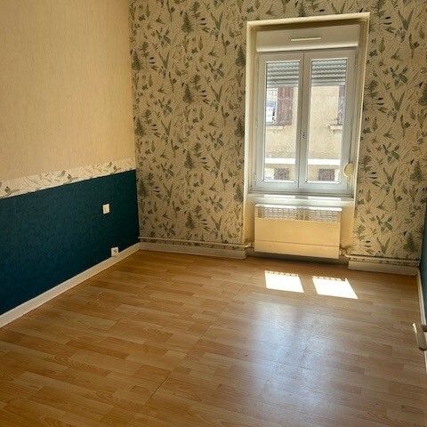 T4 Cours-la-Ville - Photo 1