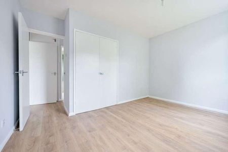 Bromley Road, London, SE6 - Photo 3