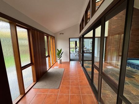 A versatile beautiful home in prime location - Photo 3