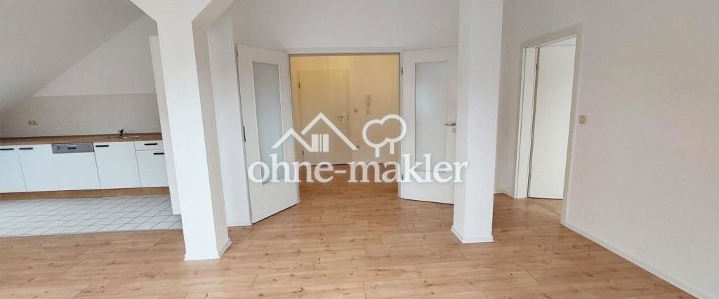 Dachgeschosswohnung in Bückeburg - Foto 1