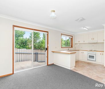 Spacious Freestanding Unit - Photo 5