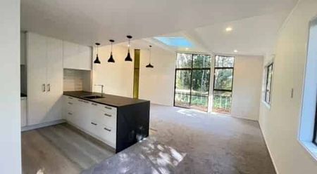 Beautiful Bush Setting - Photo 3