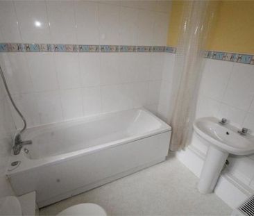 2 bedroom house to rent Cyril Street, Warrington, WA2 - Photo 2