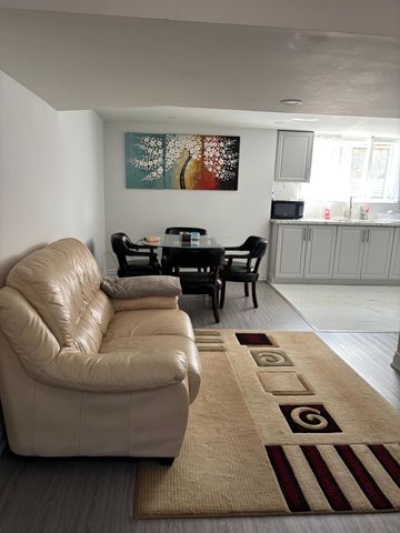 For Lease - 2 Hagersville Court Unit# Lower, Toronto, Ontario - Photo 5