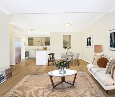 2/32 Warners Avenue, North Bondi, NSW 2026 - Photo 3