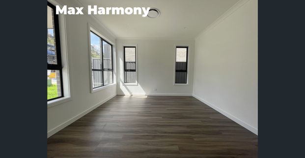 Move In Before Christmas! Pemulwuy's Spacious 5-Bedroom Modern Family Home - Photo 1