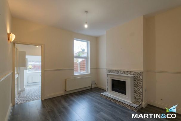 2 bedroom terraced house to rent - Photo 1