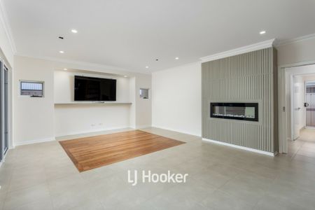 25 Farnell Street, South Bunbury WA - Photo 2