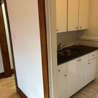 1 bedroom apartment for rent - Photo 4