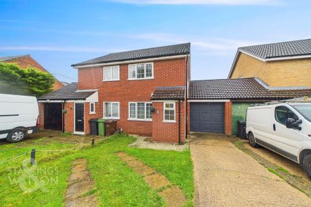 Wood View Court, New Costessey, Norwich - Photo 3