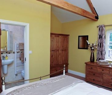 2 bedroom detached house to rent - Photo 1
