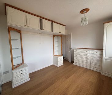 3 bedroom semi-detached to rent Sturdee Close IP24 2LF - Photo 2