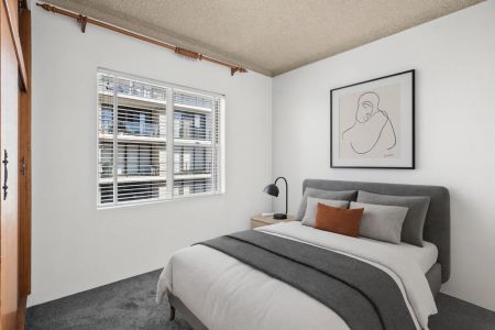 Located in the heart of the CBD - Photo 3