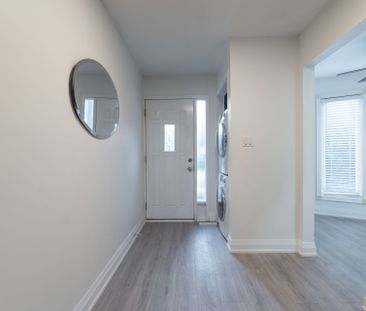 For Lease - 1040 Victoria Park Avenue, Toronto, Ontario - Photo 4