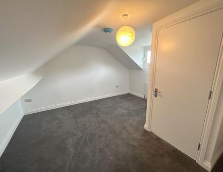 4 bedroom terraced house to rent - Photo 5