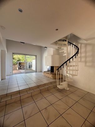 Maison mitoyenne 2 côtés Bordeaux - Photo 1