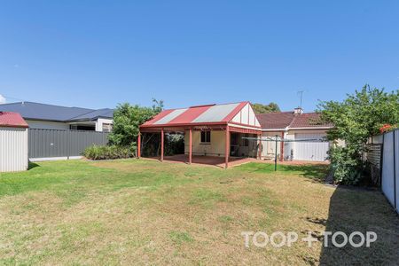 Wonderful family home - Photo 5