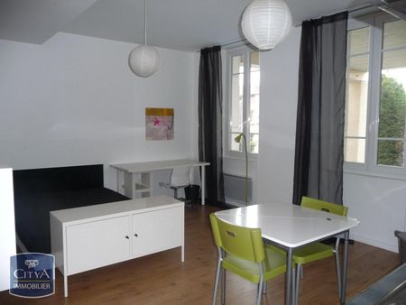 Location Appartement 1 pièce 29m² ST ETIENNE 42100 - Photo 2