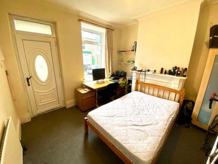 3 bedroom house share to rent - Photo 5