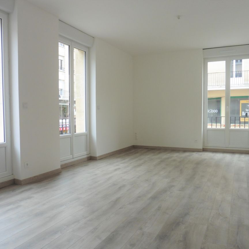 T3 HYPER CENTRE AVEC BALCON ET PARKING - Photo 1