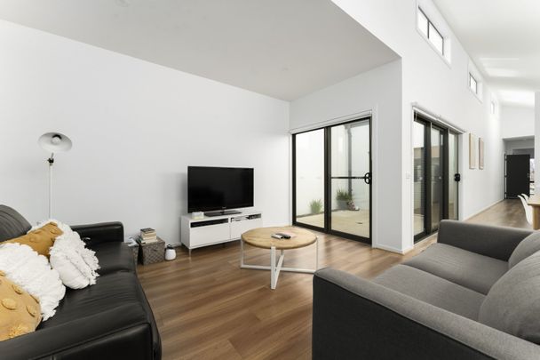 Stunning Modern Home – Where Style Meets Functionality - Photo 1