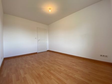 Location Appartement 3 pièces 64m² BESANCON 25000 - Photo 4