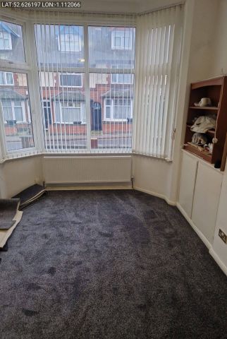 Evington Road (6 bed) - Photo 3