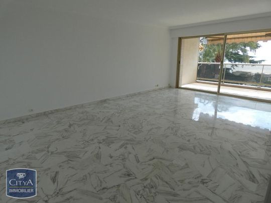 Location Appartement 2 pièces 67m² CANNES 06150 - Photo 1