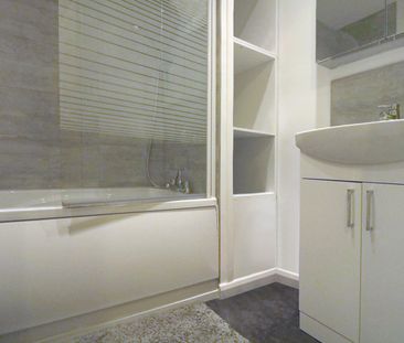 1 Bed Flat, Wensleydale, LU2 - Photo 3