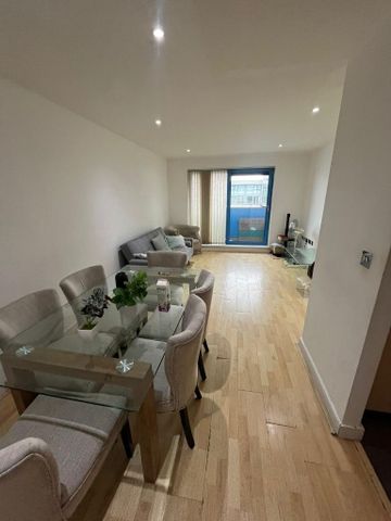 3 Bed Apartment | £620 pw - Photo 5