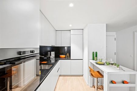 2.5 Zimmer, 63 m², 6. Stock - Photo 4