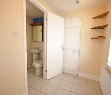 1 bedroom flat to rent - Photo 6