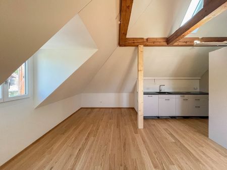 Appartement mansardé avec beaucoup de caractère - Foto 2