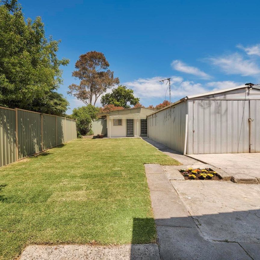27 North Road, Reservoir VIC 3073 - Photo 1