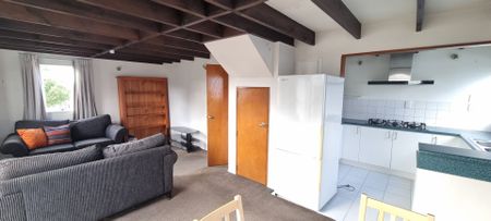 2 Bedroom In Birkdale - Photo 3