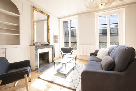 Appartement à louer rue de l'Abbé Grégoire, Paris 6ème - Photo 2