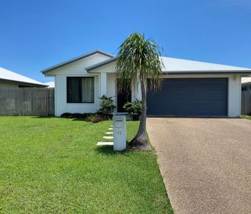 Modern Family Home in Prime Mount Low Location - Photo 1