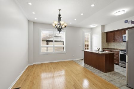For Lease - 2549 Postmaster Drive, Oakville, Ontario - Photo 4