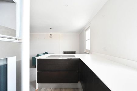 3 bedroom apartment to rent - Photo 2