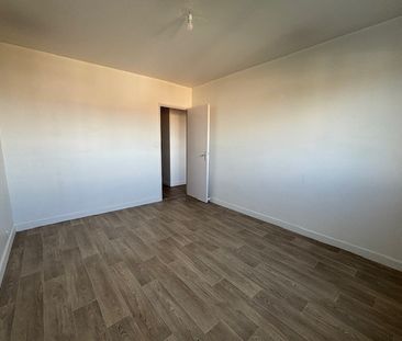 Location Appartement 5 pièces 98m² BORDEAUX 33200 - Photo 3