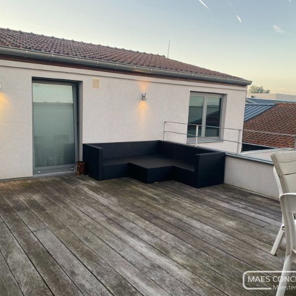 Stijlvol ingericht appartement te huur nabij centrum Anzegem - Photo 1