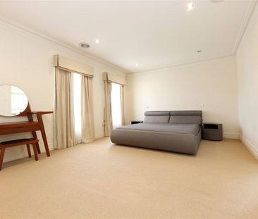 13 Petter Street, Glen Waverley - Photo 3