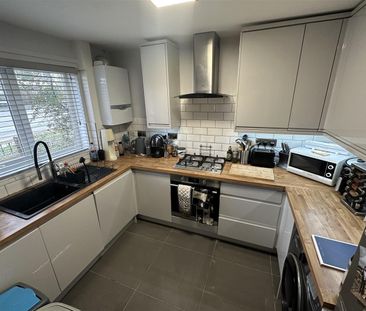 Greystoke Avenue, Bristol - Photo 5