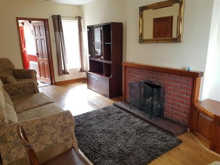 9 Main Street, Broughshane, Ballymena, BT42 4JW - Photo 2