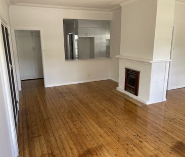 131 Piper St East Tamworth NSW 2340 - Photo 4