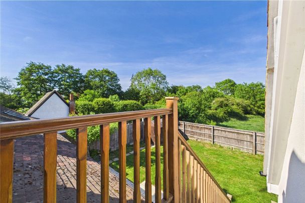 Hunt Cottages, Goring Lane, Mortimer, Reading, RG7 - Photo 1