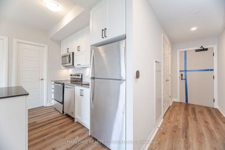 For Lease - 3006 William Cutmore Boulevard Unit# 907, Oakville, Ontario - Photo 4