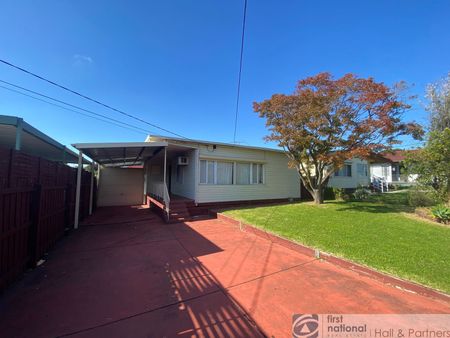 107 Power Road, Doveton - Photo 2