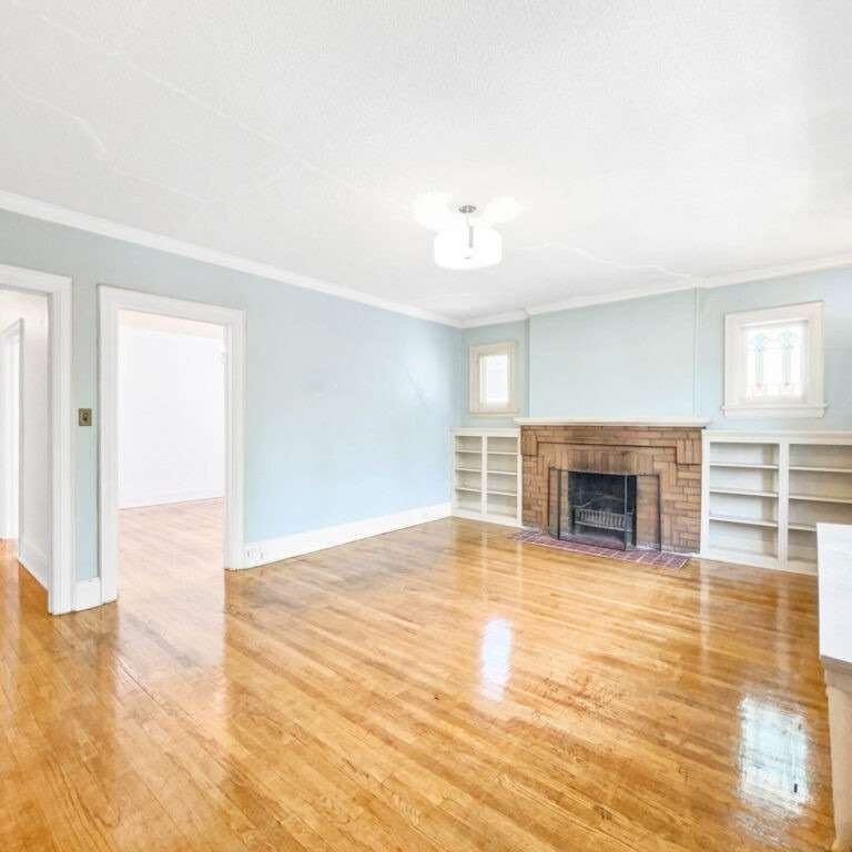 For Lease - 12 Kendal Avenue Unit# 5, Toronto, Ontario - Photo 1