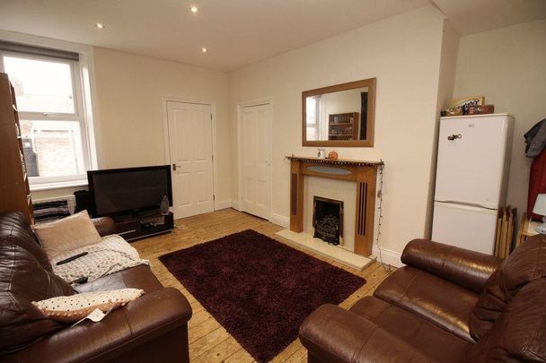 5 bedroom maisonette to rent - Photo 1